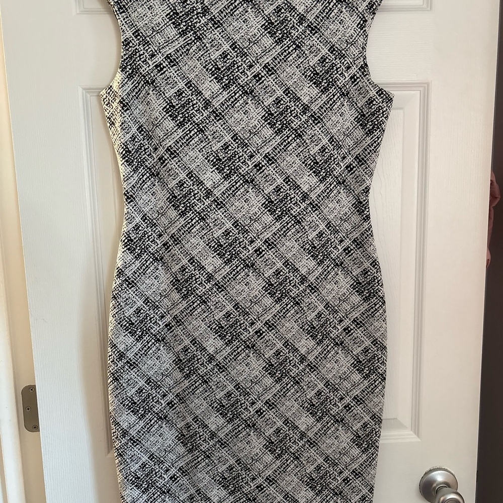 Calvin Klein Black and White Patterned Midi Dress